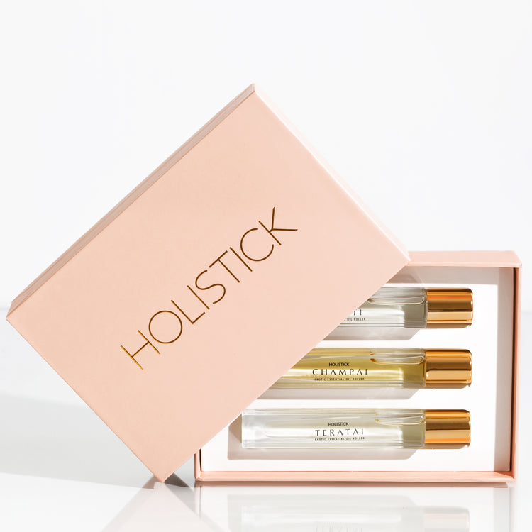 3 of our signature essential oil roller scents MELATI, CHAMPAI and TERATAI. Enclosed in a beautiful and luxurious drawer gift box with gold embossed letters. Give this floral collection as a gift that’s guaranteed to make an impression or simply, treat yourself.